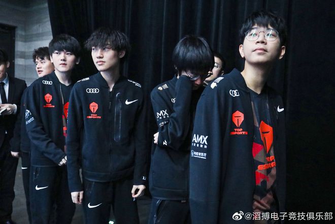 比赛中的失 比赛中的失